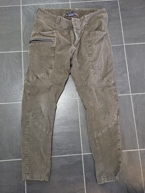 Men's Brown Courduroy Sate Of Elevenate 32